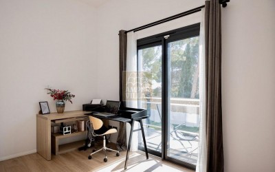 Preciosa villa moderna todo en una planta.